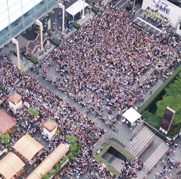 EXO провели автограф-сессию в Таиланде, которую посетило более 50 000 поклонников