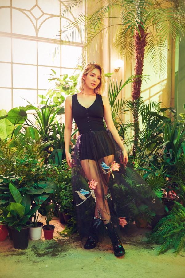 Oh!GG continue to flaunt their goddess-like visuals in more 'Lil' Touch' teaser images allkpop in your InboxFrom Our Shop