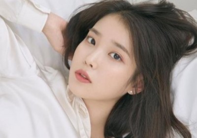 IU