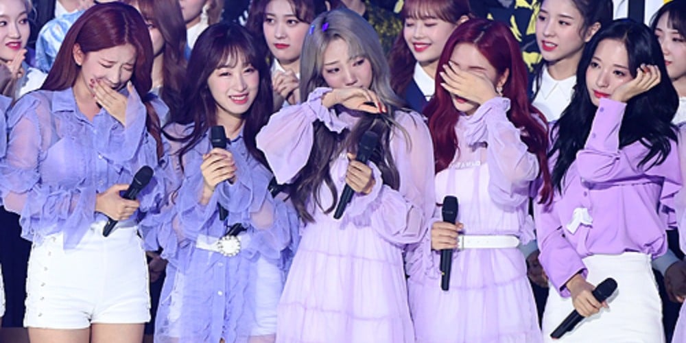 Cosmic Girls break down in tears after winning their very first music ...