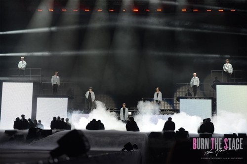 Big Hit Ent. выпустили стиллы документального фильма BTS "Burn The Stage: The Movie"