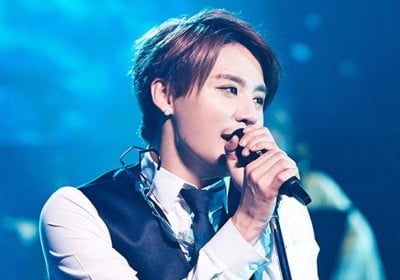 Junsu (XIA)