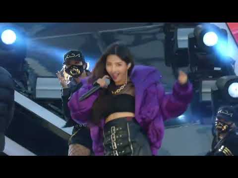 (G)-IDLE, Madison Beer and Jaira Burns perform at League Of Legends ...