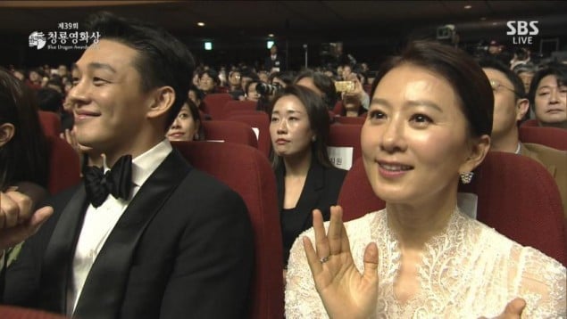 Реакция Ю А Ина на выступление TWICE на 39-й церемонии Blue Dragon Film Awards не оставила нетизенов равнодушными