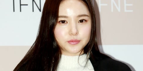 Jennie, Min Hyo Rin