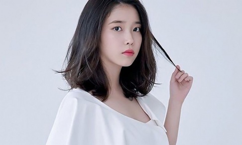 IU