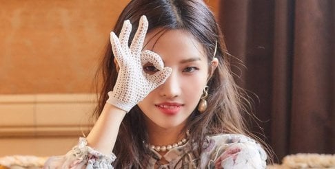 (G)I-DLE, Soyeon