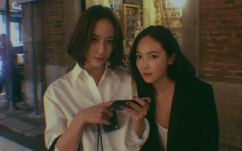 Krystal, Jessica