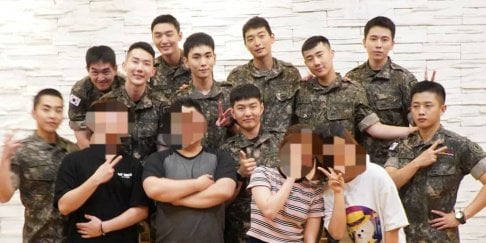 Changsub, Xiumin, Sunggyu, Kim Min Suk, Onew, Key, Cha Hak Yeon (N), Yoon Ji Sung, Jo Kwon, Jinwoon