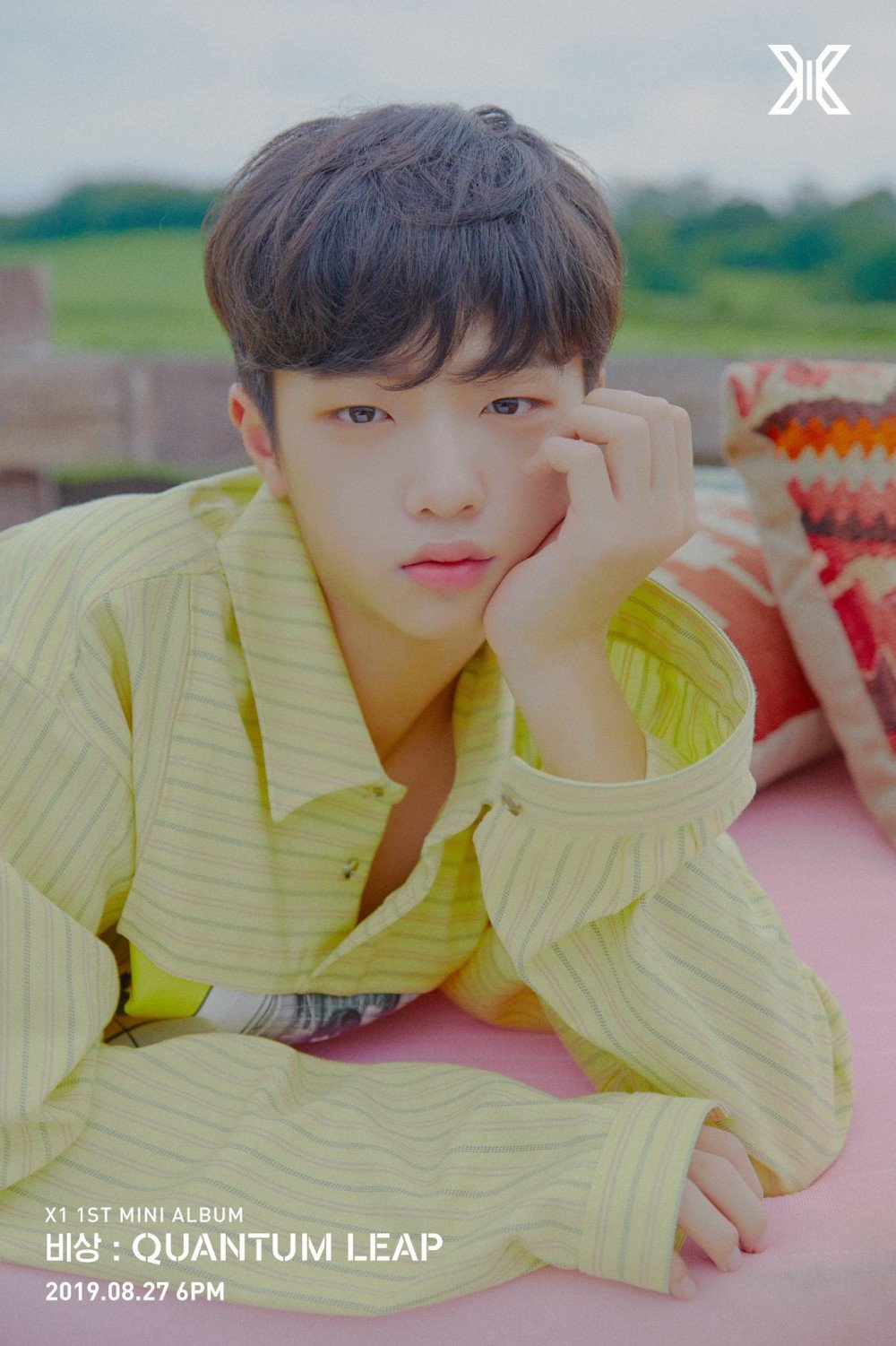 X1s Son Dongpyo Shows Off His Delicate Visuals In