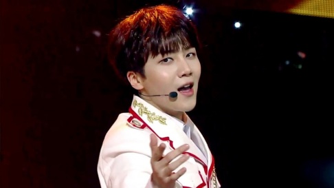 Pentagon, Jinho