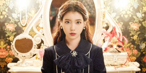 IU