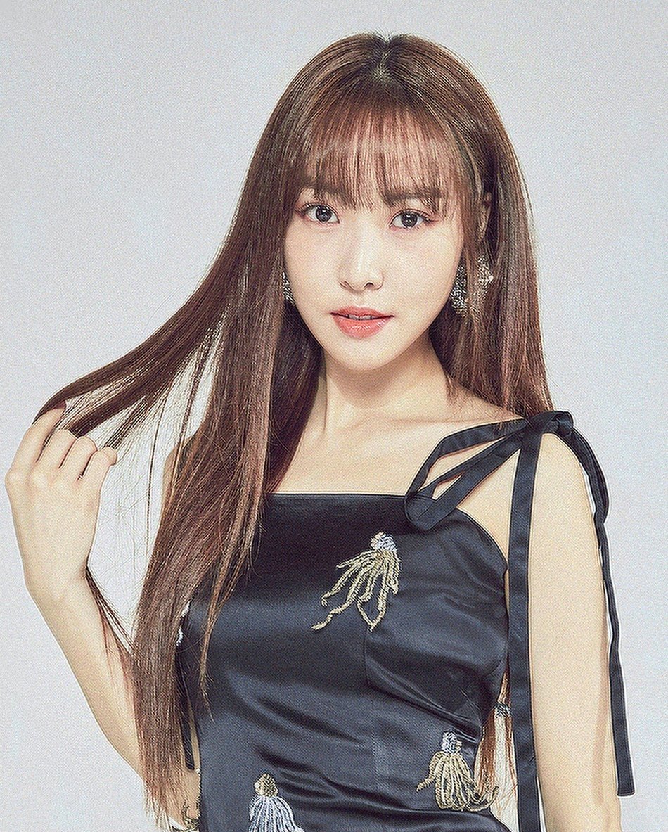 Gfriend reveals their first set of individual teaser images for 'Fallin ...