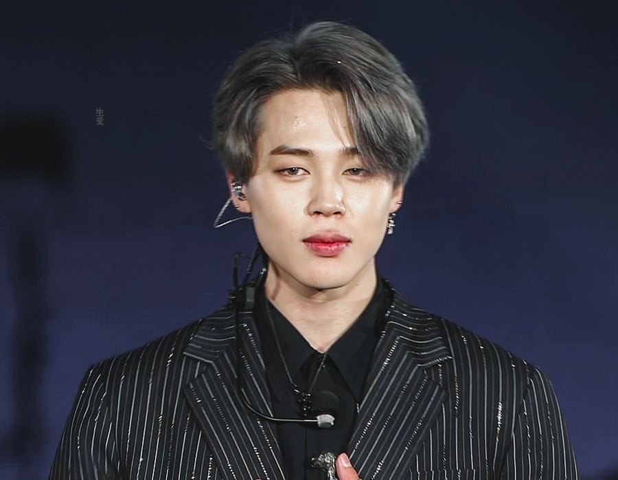 Jimin's Light Blue Hair: The Perfect Shade for Summer - wide 1