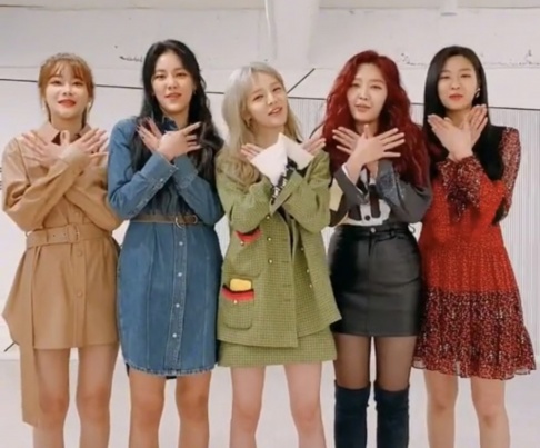 AOA, Seolhyun, Hyejeong, Dohwa (Chanmi), Jimin, Yuna, 100%