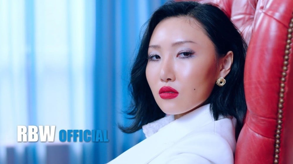 Mamamoos Hwasa with her shortcut hair creates a buzz  pannatic