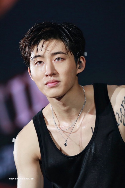 iKON, Bobby, JU-NE (Koo Jun Hoe), Song Yun Hyeong, B.I, Kim Jin Hwan, Chanwoo, Donghyuk