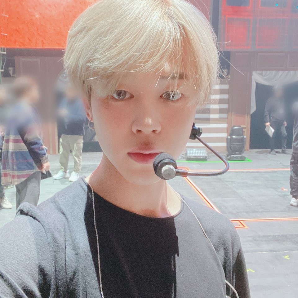 BTS Jimin posted a lovely selca before delivering an amazing ...