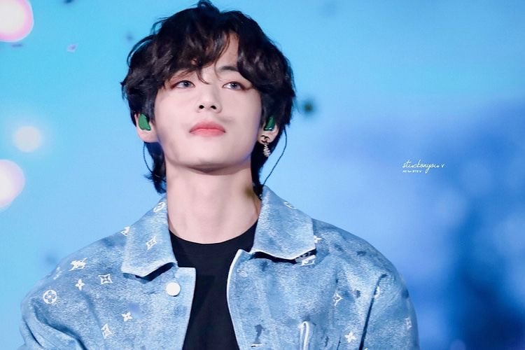 Bts V Ranks 1 On Google Search Chart In Multiple Countries Allkpop Bts Fan Community In English Btku