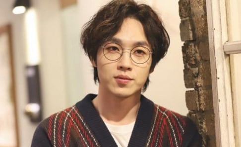 Lee Suk Hoon, X1