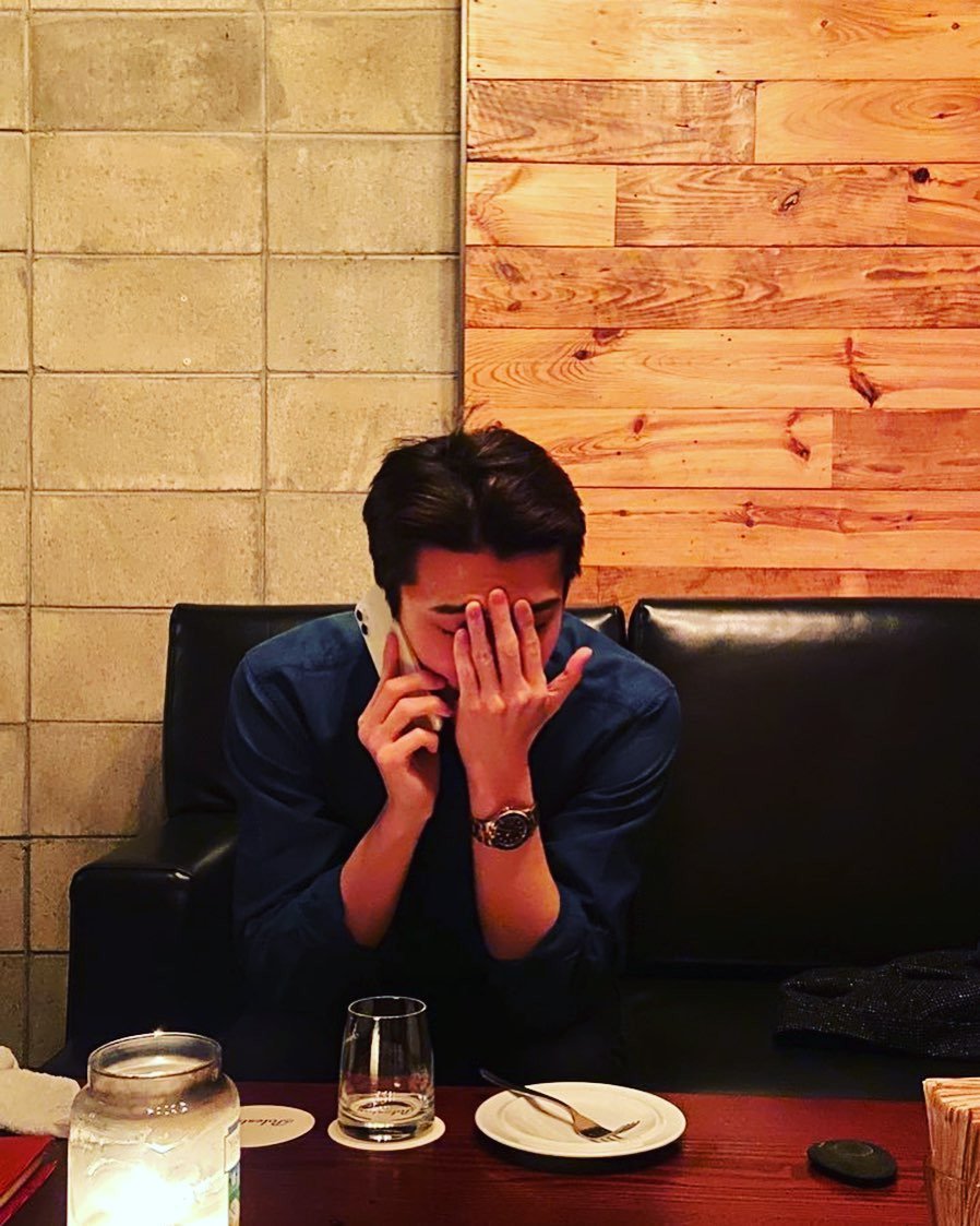 Exo Fans Worried About Sehun After A Picture Of Him Looking Stressed Surfaces Allkpop