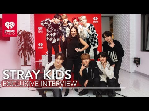 Stray Kids