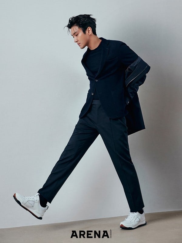 Super Junior's Siwon rocks the cover of ARENA HOMME+ Magazine's 14th ...