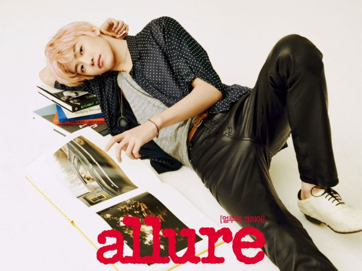 Джемин из NCT DREAM в сольной фотосессии для журнала "Allure"