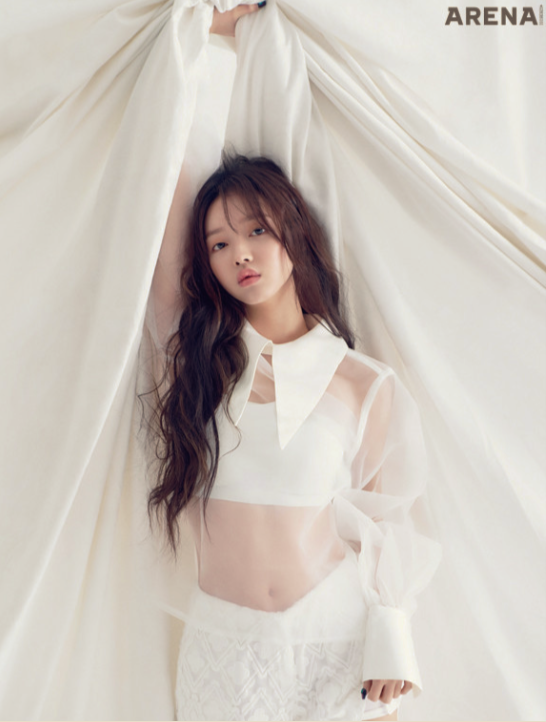 Юа (Oh My Girl) в фотосессии для Arena Homme Plus