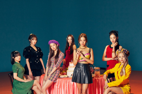 CLC, Sorn, Seunghee, Yujin, Seungyeon, Eunbin, Elkie, Yeeun