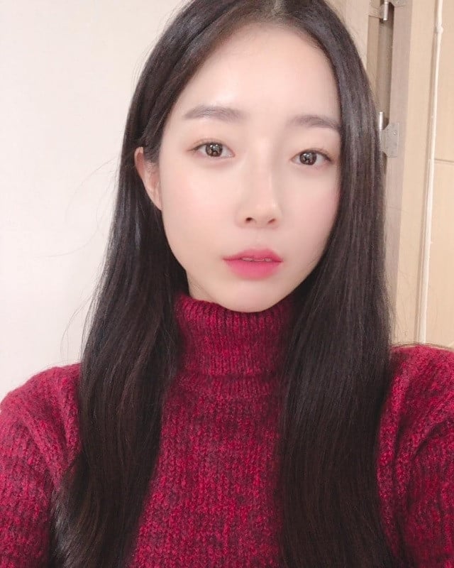 https://www.allkpop.com/upload/2020/05/content/251517/1590434238-13.jpg https://www.allkpop.com/upload/2020/05/content/251517/1590434238-13.jpg