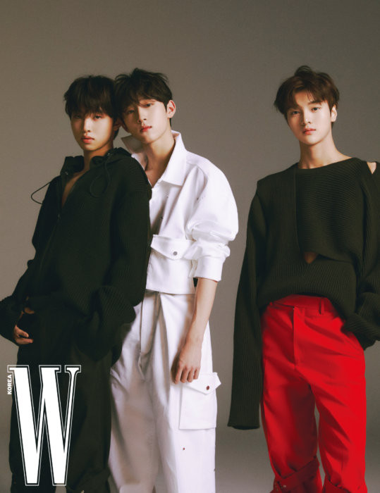 Артисты Woollim приняли участие в совместной фотосессии для нового выпуска "W Korea"