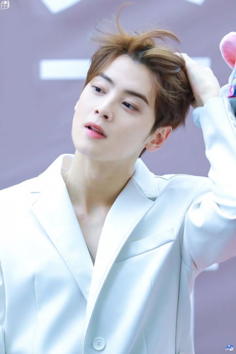 ASTRO, Cha Eun Woo, BTS, V, Jungkook, Jin, J-Hope, SUGA, EXO, Suho, Baekhyun