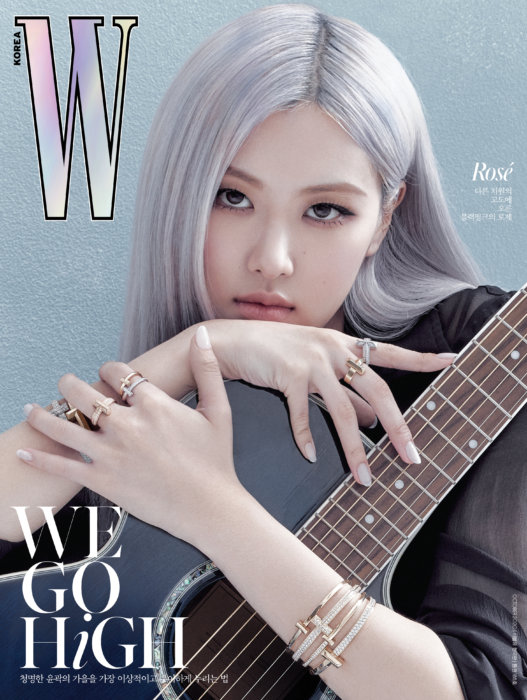 Розе из BLACKPINK на обложке нового выпуска W Korea