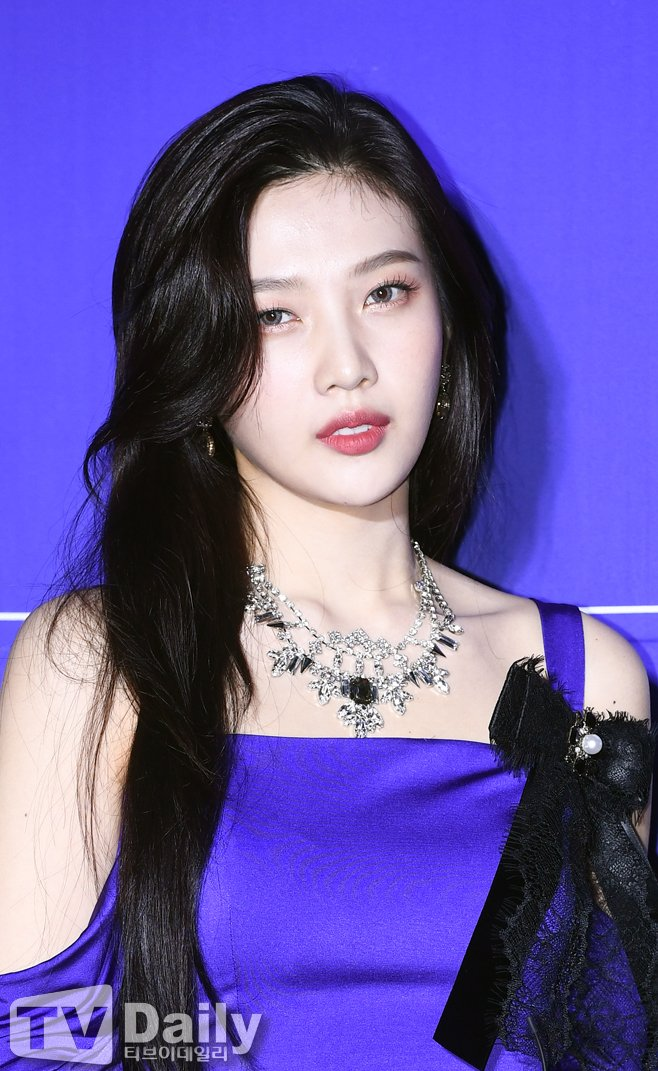 tweet mavepine galleri Netizens discuss how stunning Red Velvet's Joy looks even in the photos  taken by reporters | allkpop