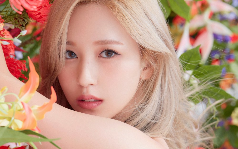 Netizens Mesmerized By Mina S Unparalleled Beauty In Twice S Teaser For Eyes Wide Open Allkpop Netizens Mesmerized By Mina S Unparalleled Beauty In Twice S Teaser For Eyes Wide Open Allkpop