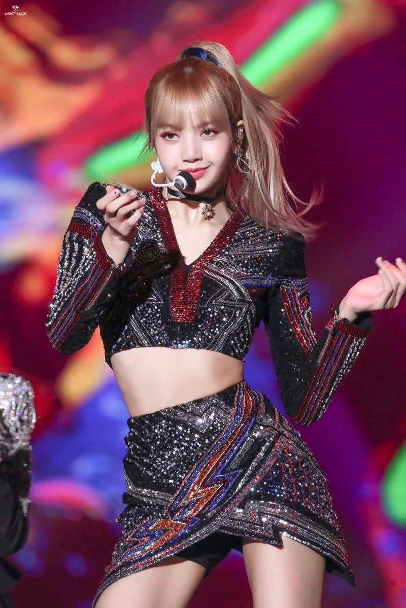 Netizens Say That Aespa Ningning S Avatar Looks Like Blackpink S Lisa