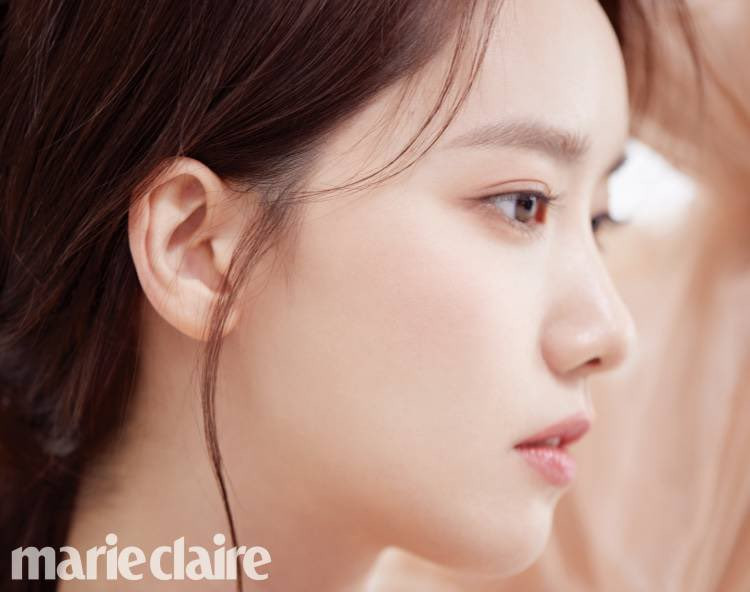 1607432215-20201118-yoona-x-marie-claire-magazine-hd-beautiufl-face.jpg