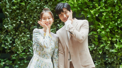 Chae Soo Bin, Doh Kyung Soo (D.O.), Girl