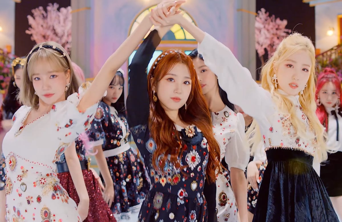 IZ*ONE showcases 'Panorama's dynamic choreography in new performance ...