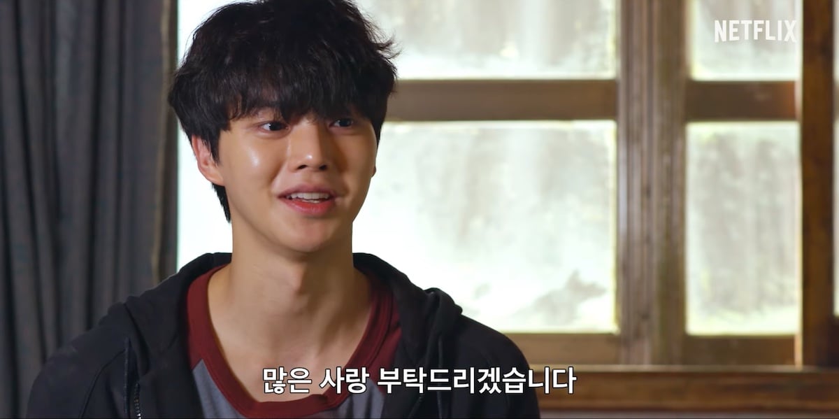 Go Behind The Scenes With Song Kang Lee Jin Wook Lee Si Young More As The Cast And Crew Bring The New Netflix Original K Thriller Series Sweet Home To Life Go Behind The Scenes With Song Kang Lee Jin Wook Lee Si Young More As The Cast And Crew Bring The New Netflix Original K Thriller Series Sweet Home To Life
