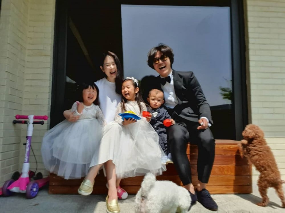 Actor Yoon Sang Hyun & his three kids to join 'The Return of Superman ...