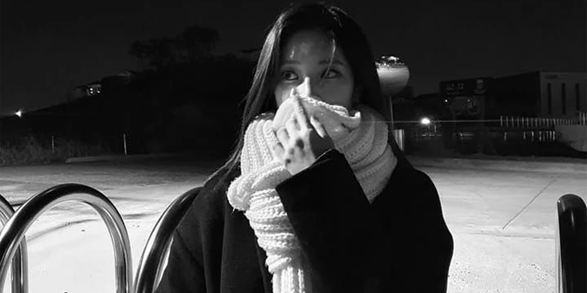 Which Twice Member Is This Fans Are Confused By This Photo Allkpop