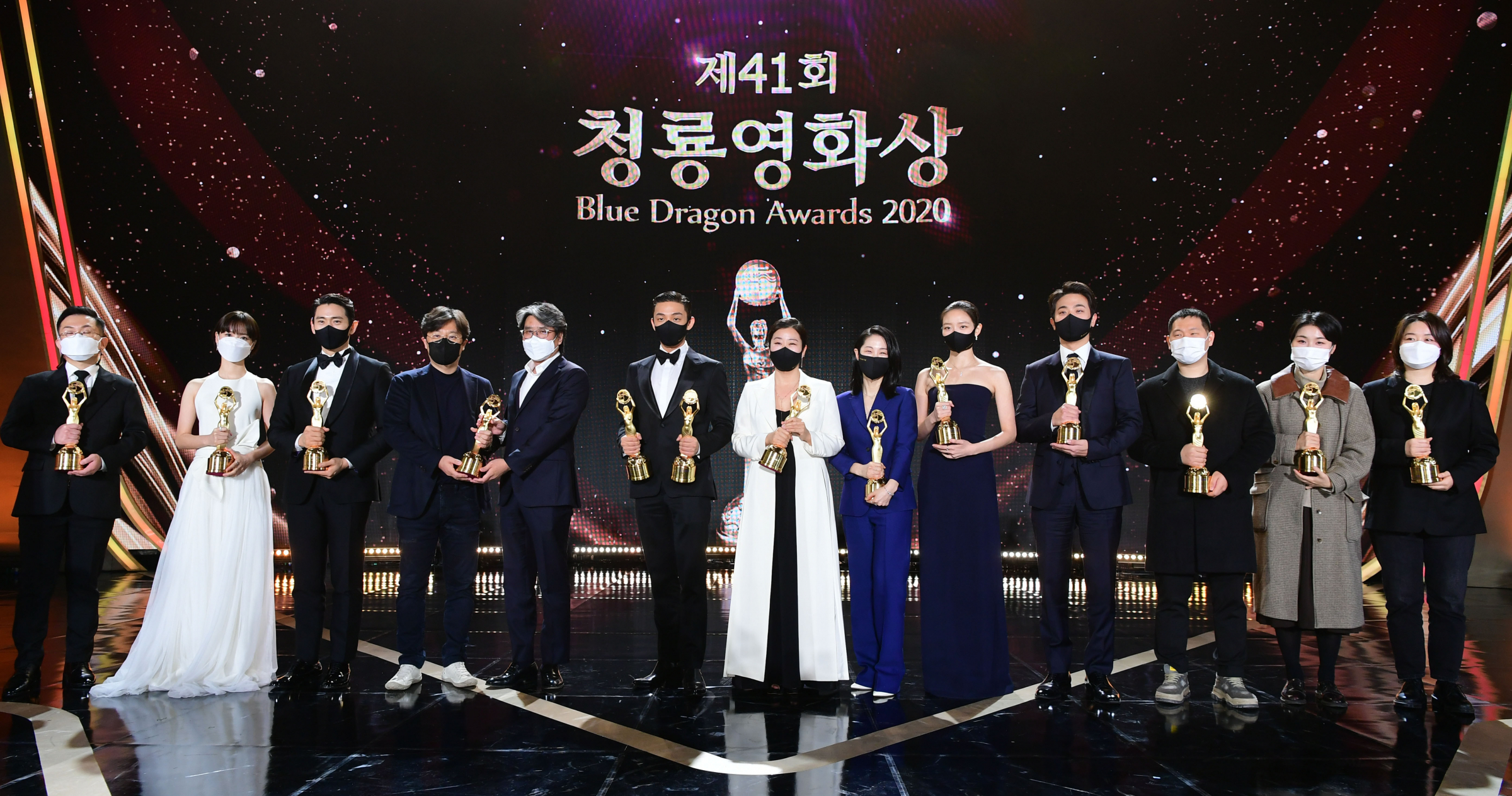 On February 9th, the winners of the '41st Blue Dragon Awards 2020&apos...