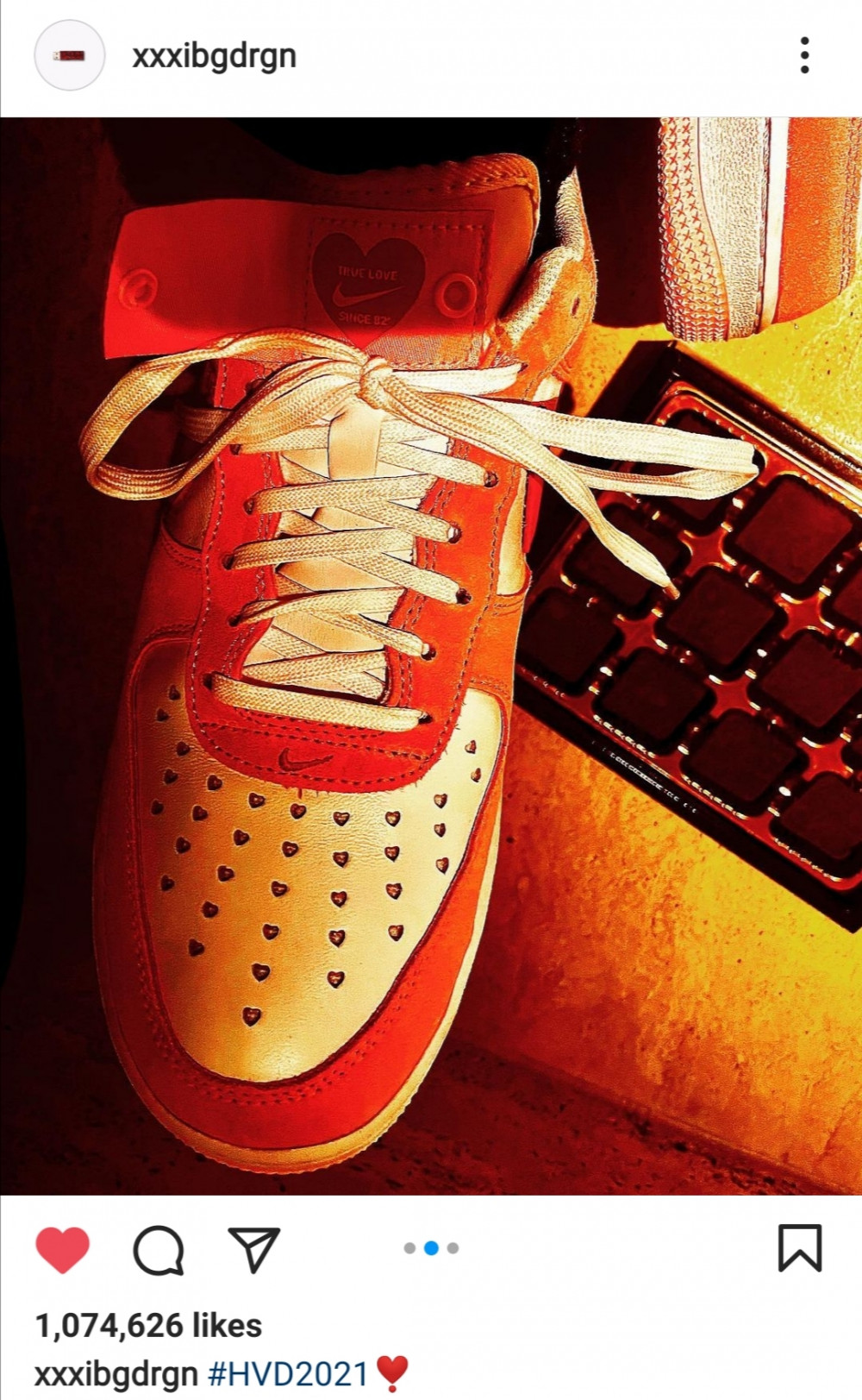 Цена на специальную модель кроссовок Nike "Valentine's Day" подскочила в полтора раза благодаря G-Dragon