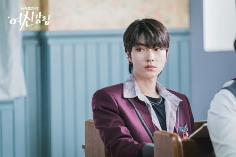 ﻿﻿Hwang In Yeob