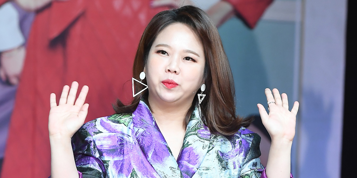 Comedian Hong Hyun Hee coolly responds, 'I have nothing to hide, let's