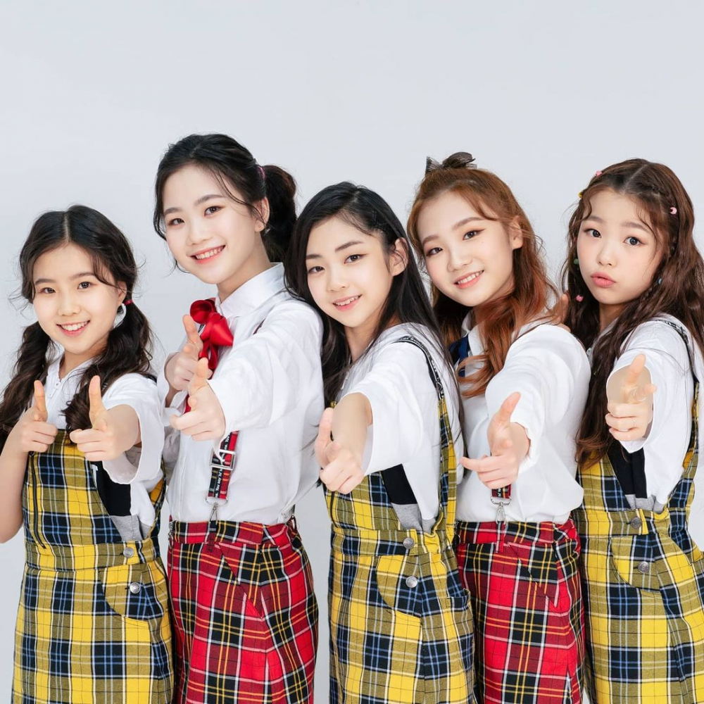 A girl group with an average age of 13 to make their debut | allkpop