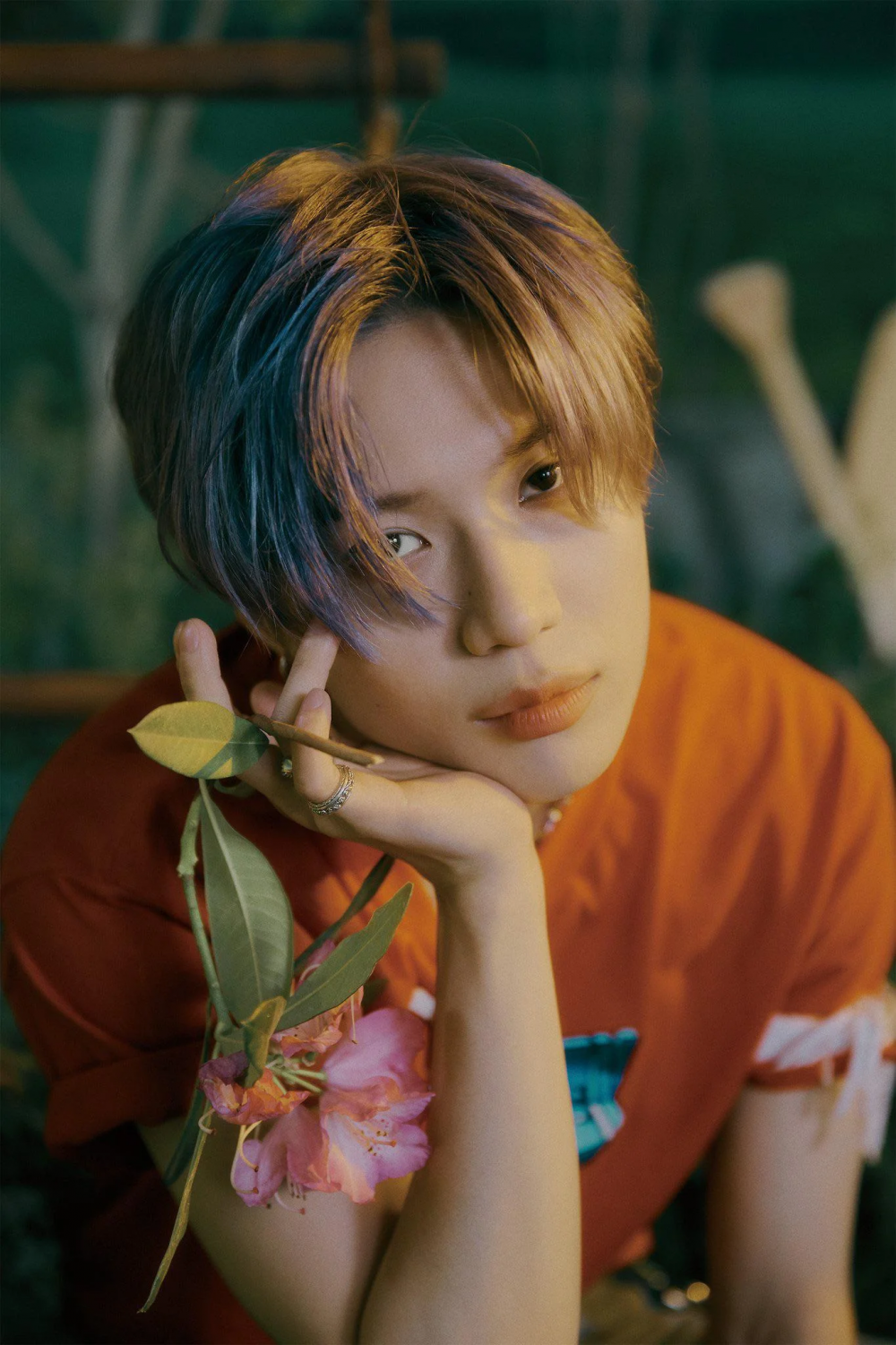 Shinee S Key And Taemin Join In On The Exploration In The Individual Teaser Photos For Their 7th Repackaged Album Atlantis Allkpop