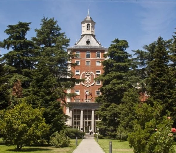 Мадридский университет Комплутенсе выпустил заявление о предполагаемом зачислении Со Йе Джи в их университет